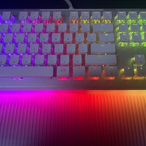 로캣 벌칸2 MAX 게이밍 키보드