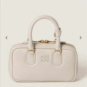 [공홈/정품] 미우미우 아르카디 미니 초크화이트