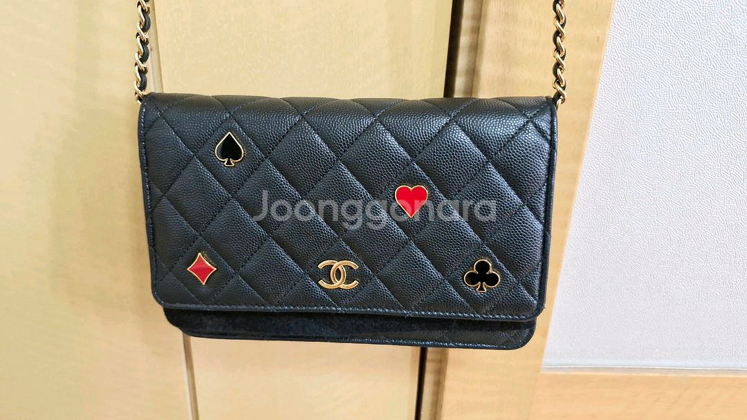 샤넬 클래식 캐비어 WOC 코코 카지노(시즌 하트) 내--1