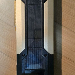 Nvidia TESLA V100 그래픽카드