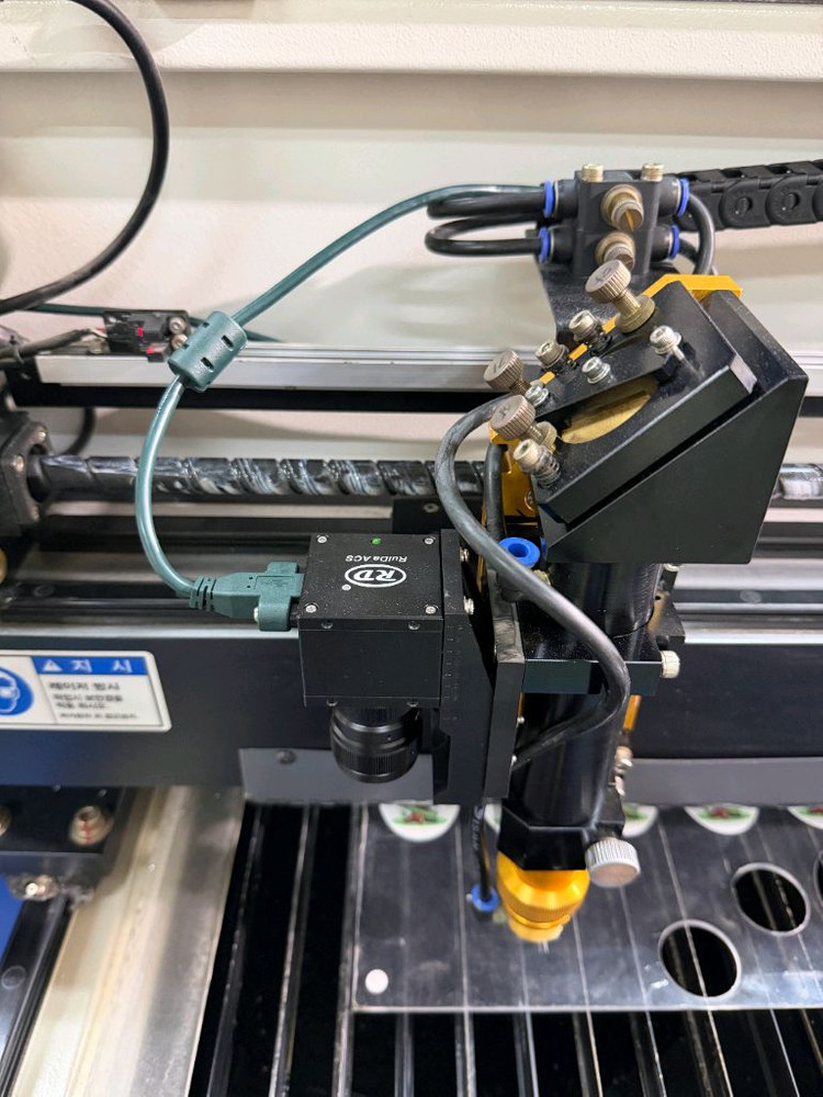 1390 비전레이저커팅기 신라드 200W--1