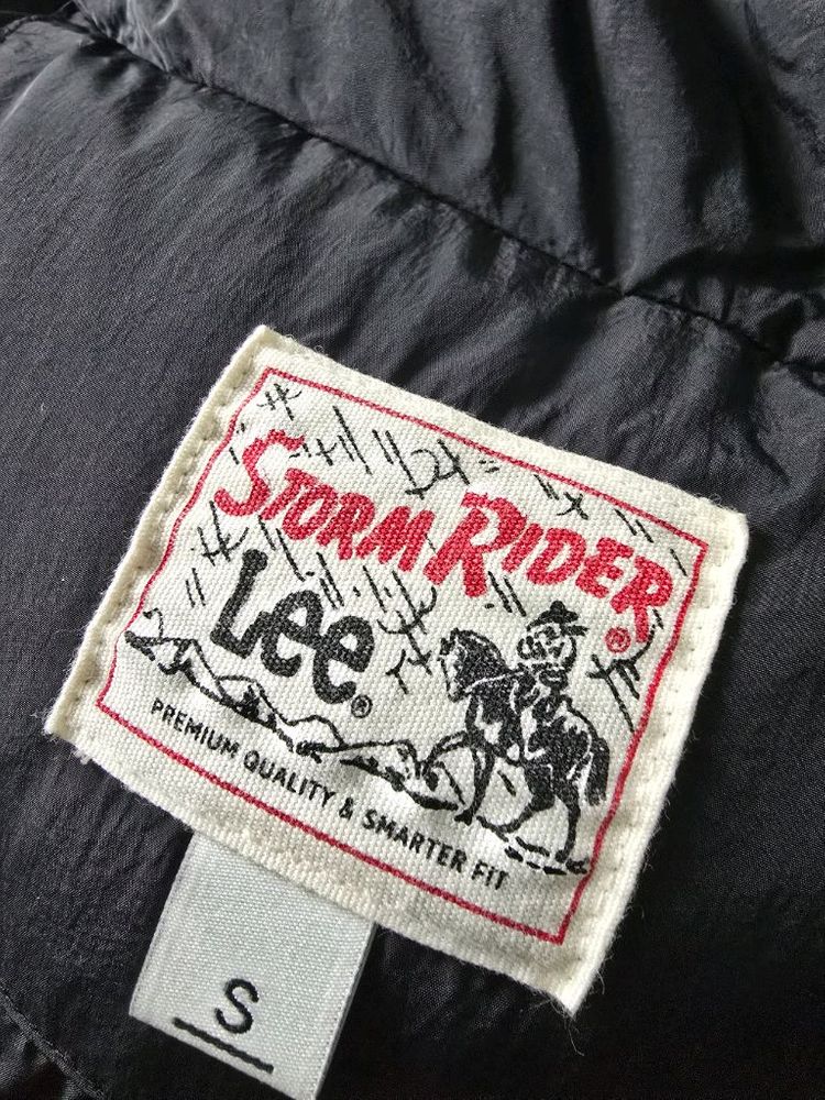 Lee 남여공용 패딩베스트--2