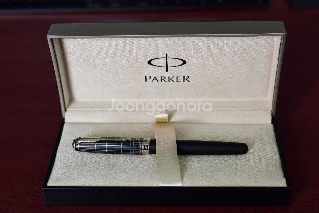 파카 뉴소네트 치즐 매트 블랙 18K 만년필--3