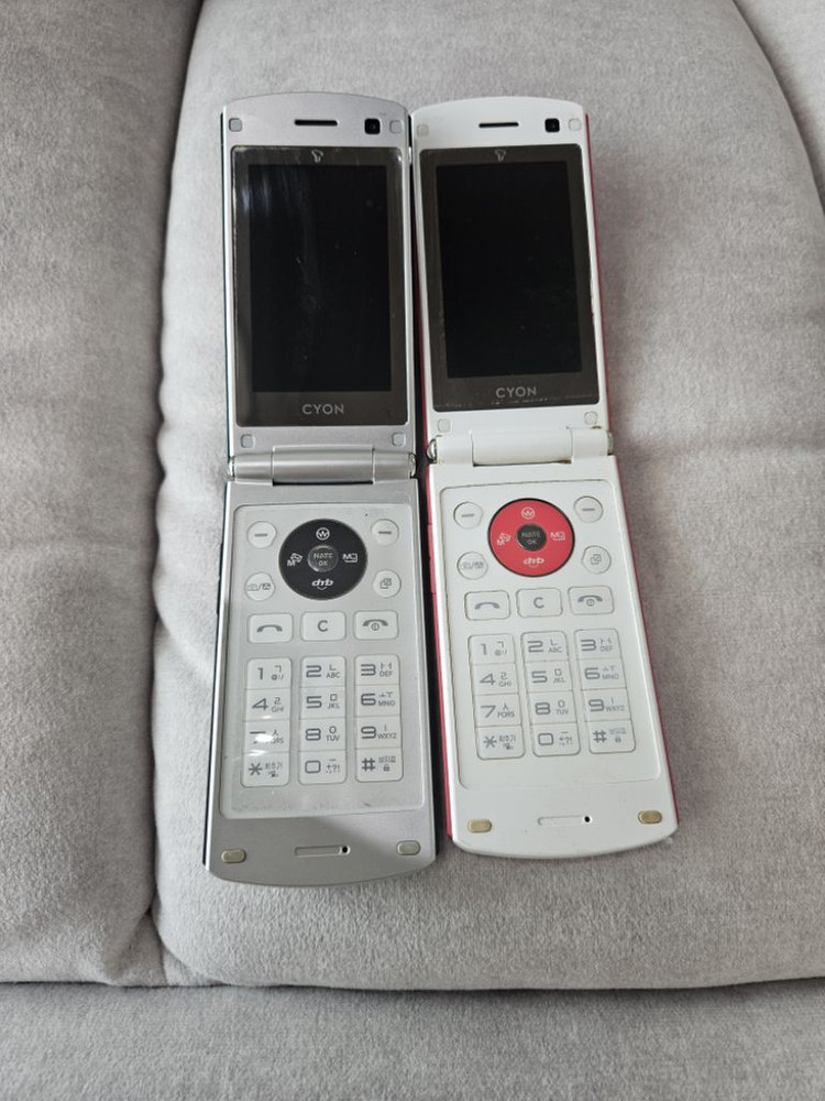 SKT SU410 캔디폰 폴더폰 피처폰 핫핑크.블랙 판--2