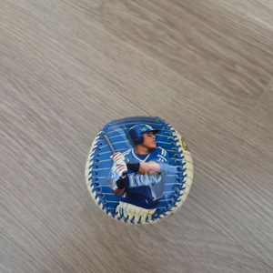 삼성라이온즈 2002 우승 포토볼(이승엽) 판매합니다