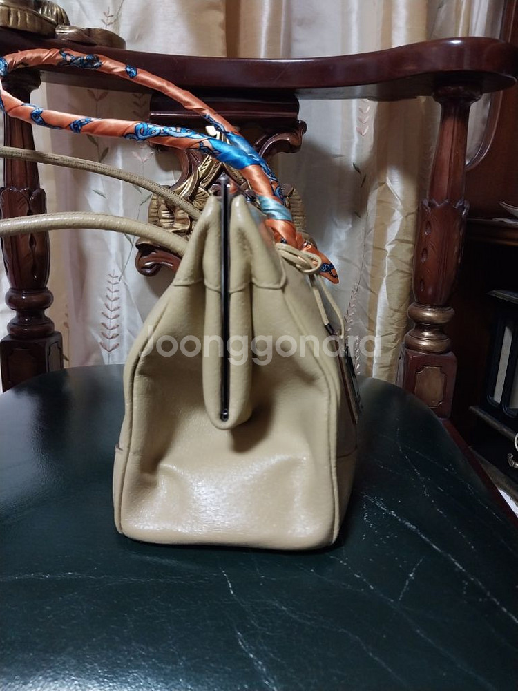 정품구찌숄더백--2