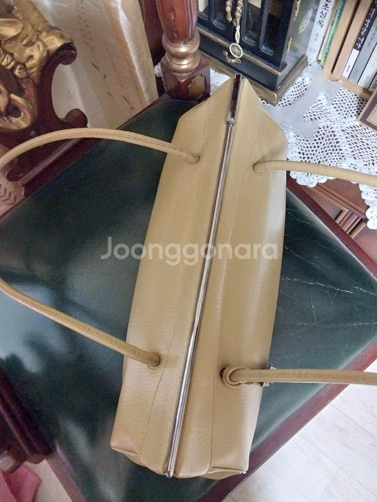 정품구찌숄더백--8