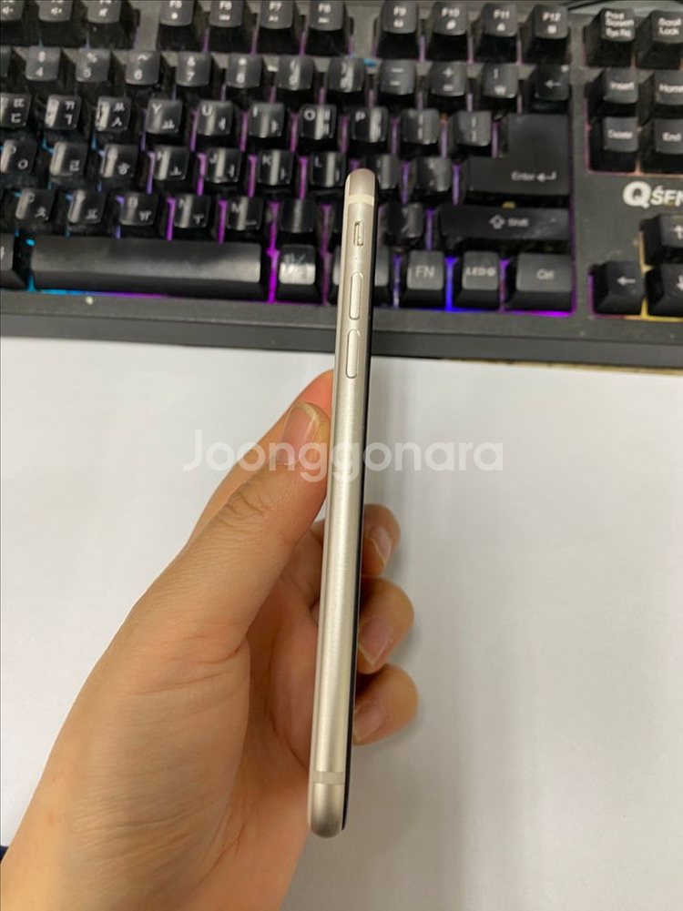 아이폰SE3 스타라이트 A급 128GB 배터리성능100%--4