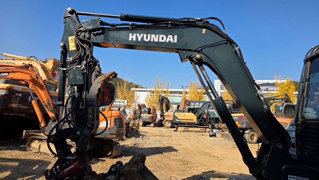 현대굴삭기 HX65AMT 02굴삭기 회전링크 뿌레카 코끼리집게 대구위치 중고굴삭기매매 동백정부장 이미지