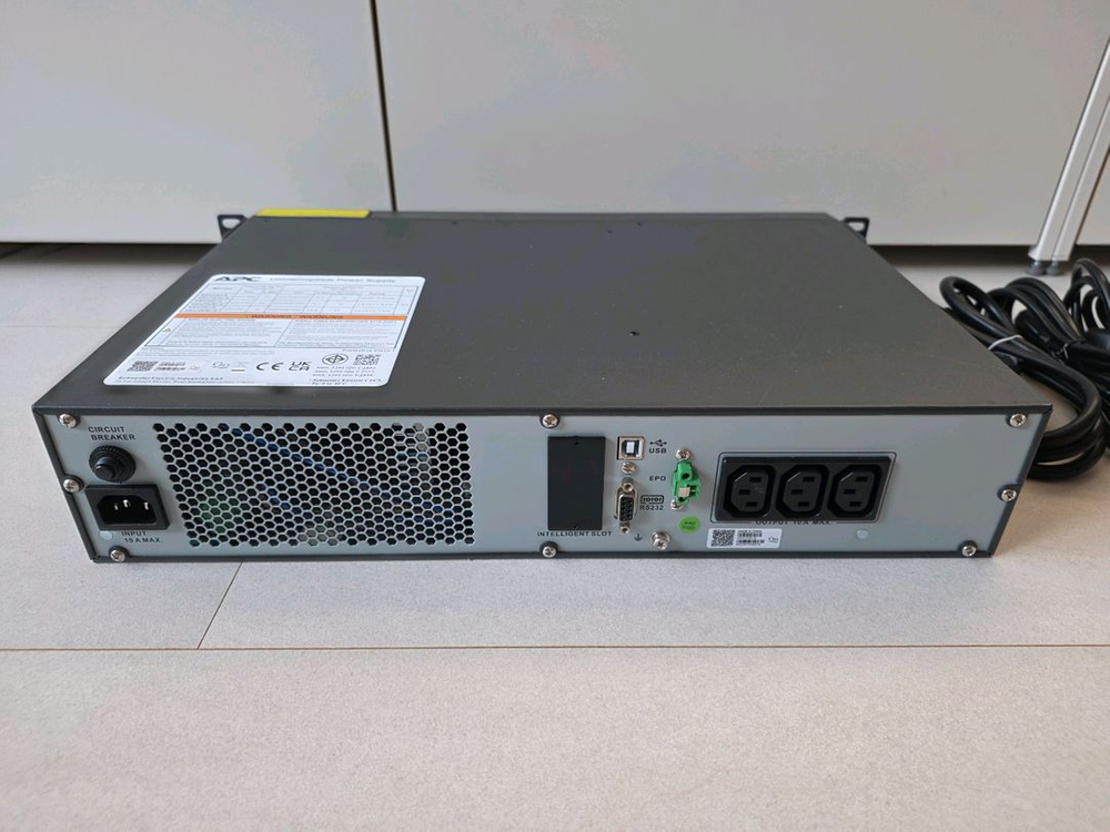 apc ups srv1kri-e 이중변환 온라인 1000va 2u 랙타입--2