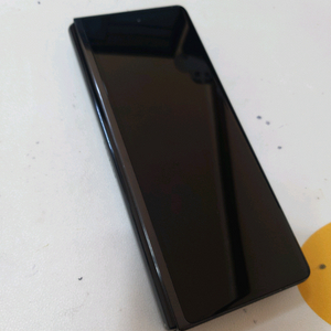 갤럭시폴드2 블랙 이미지