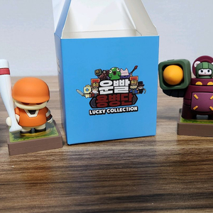 운빨존많겜 배트맨, 로켓츄 피규어