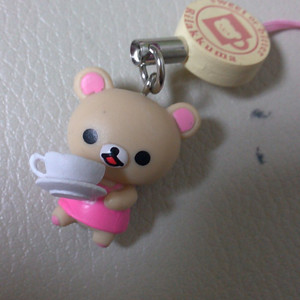 산리오 리락쿠마 초콜릿 카페 가챠 피규어 스트랩 코리락쿠마와 커피 이미지