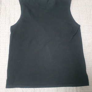 검정 민소매 티셔츠 L