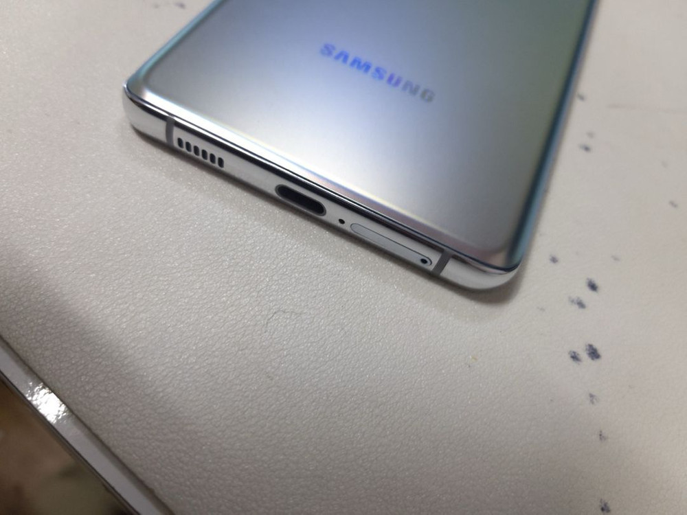 갤럭시s21울트라 아주 깨끗 256기가. 실버 이미지