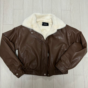 블랙업 퍼 안감 가죽 점퍼 자켓