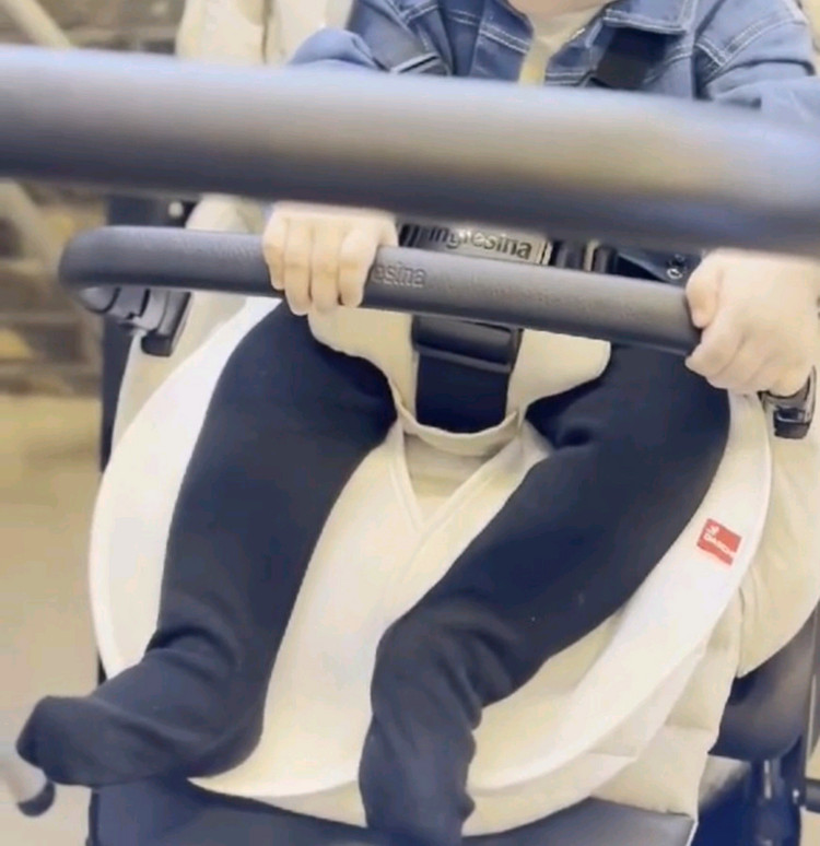 블랙모자, 레깅스 (90)--1