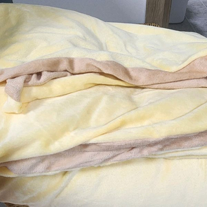 퀸사이즈 침대커버 1 + 베게커버 2