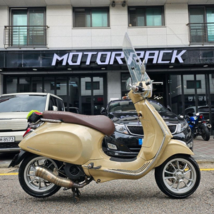 베스파 프리마베라125 19년 8900km야수니머플러