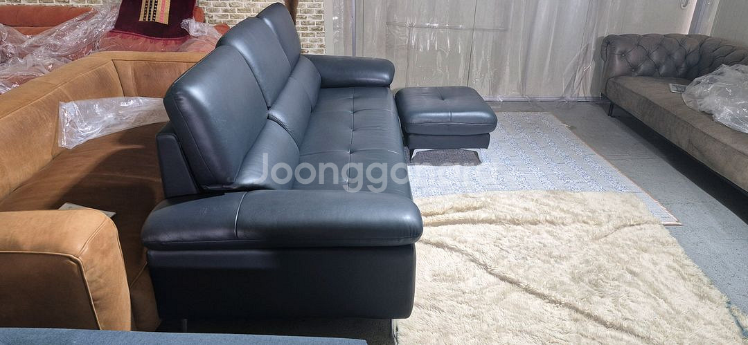 자코모 루셀 슈렁큰 천연 통가죽 3.5인 소파+스툴--4