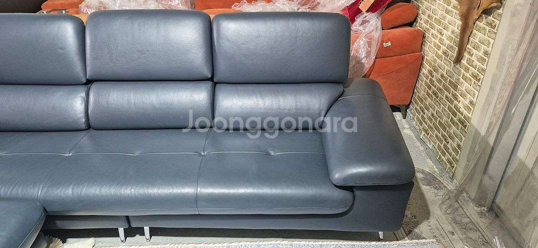 자코모 루셀 슈렁큰 천연 통가죽 3.5인 소파+스툴--6