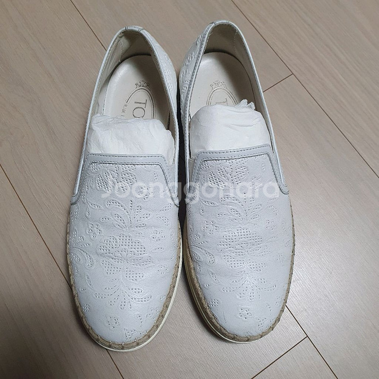 Tods 흰색 플라워 여성 에스파듀 토즈 슬립온 백화점구매--1