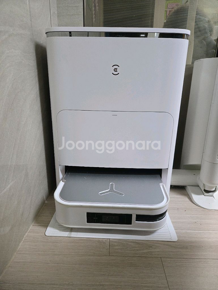 에코백스 x2 프로 옴니 로봇청소기 화이트--1