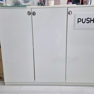 쿠사마 유우야 원룸 수납장