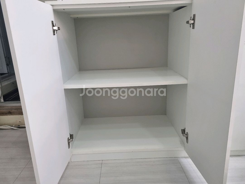 쿠사마 유우야 원룸 수납장--2