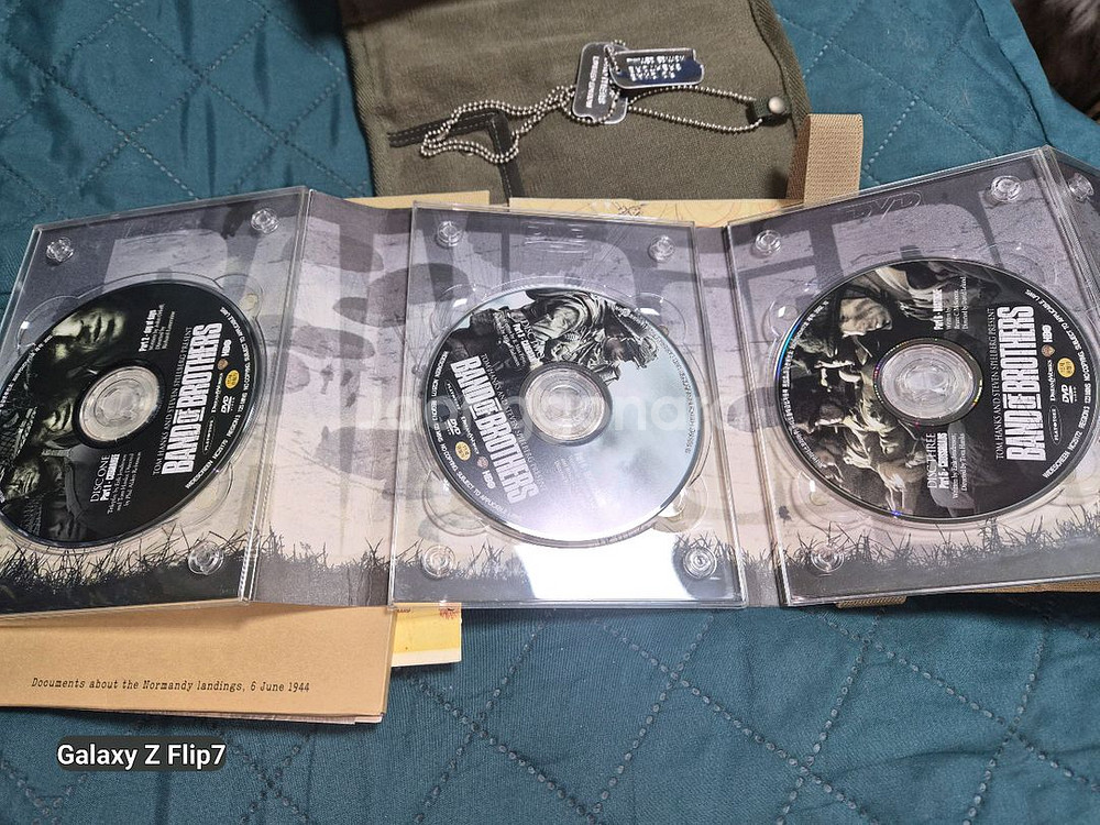 밴드오브브라더스 밀리터리 한정판 DVD--3
