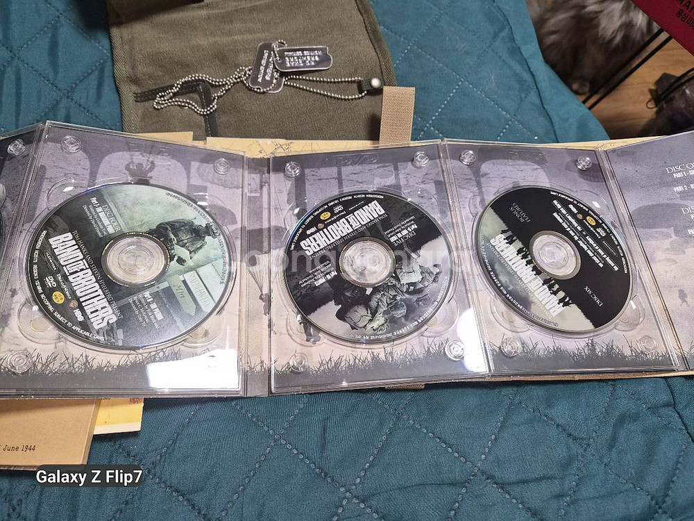 밴드오브브라더스 밀리터리 한정판 DVD--4