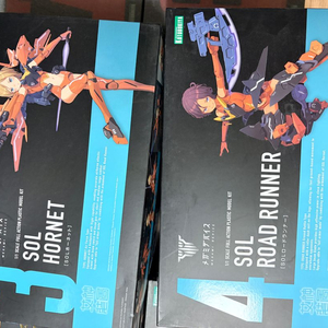 미개봉 고토부키야 메가미디바이스 sol 호넷 로드 러너 일관판매합니다