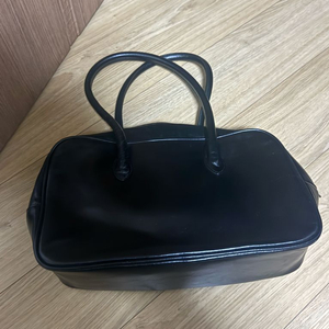 더히어 2ND 클래식 볼링백 블랙