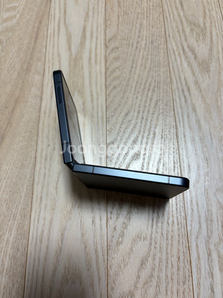 정상해지완료된 제트플립7 512기가 팔아요--3