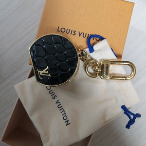 정품 루이비통 사포 키링 백참 컨디션쵝오