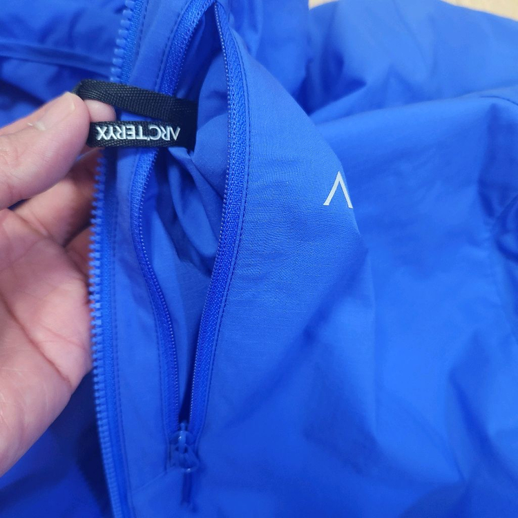 25 아크테릭스 스쿼미시 바람막이자켓 이미지