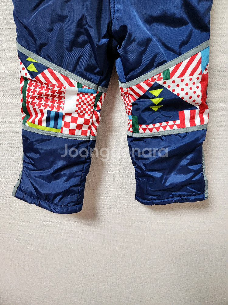 110사이즈(아동용) 웰튼 네이비색 로봇무늬 스키복 바지--3