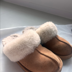 아동 어그 정품 슬리퍼 195size