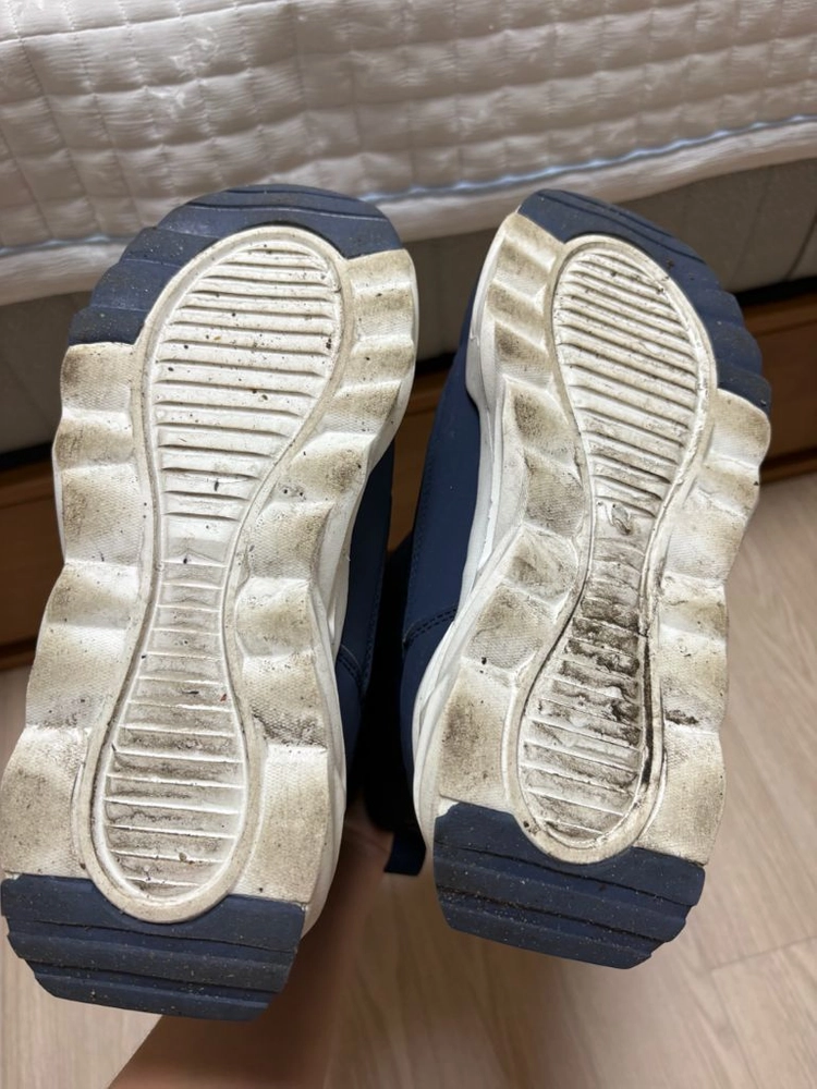 어몽어스 방한 부츠 아동 겨울신발 팔아요 이미지
