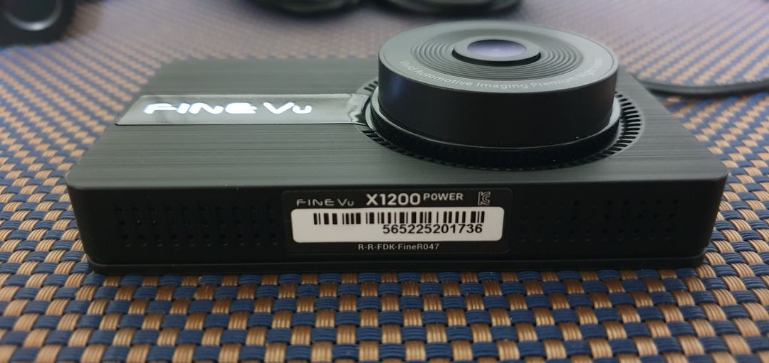 파인뷰 X1200 Power 블랙박스 이미지