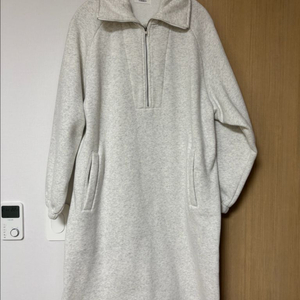 스튜디오 톰보이 반집업 기모 롱 원피스