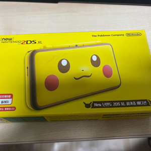 닌텐도 New 2DS XL 피카츄 에디션