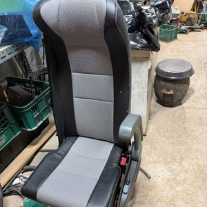 르노마스터 1인 전동시트 팔아요. 이미지