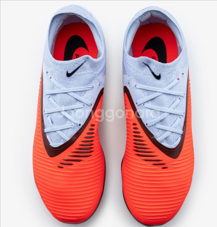 나이키 팬텀6 로우 프로 축구화(HG)--1