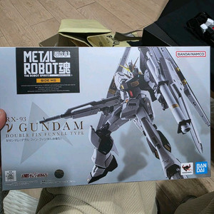 메탈로봇혼 뉴건담 더블핀판넬 개봉 박스보관