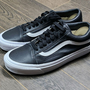 반스 볼트 올드스쿨 레더 VN000VOJ1NS 270사이즈 이미지