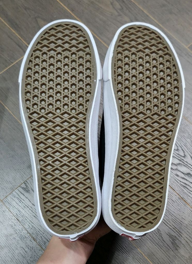 반스 볼트 올드스쿨 레더 VN000VOJ1NS 270사이즈 이미지