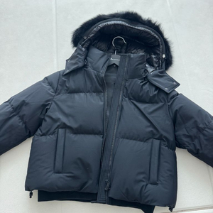 무스너클 나이럭스 미스티 푸퍼 m사이즈 (2회 착용/백화점구매) 이미지