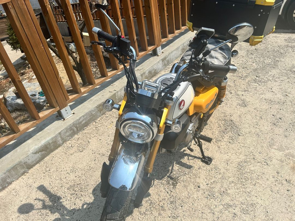 혼다 몽키 125 옐로우 이미지