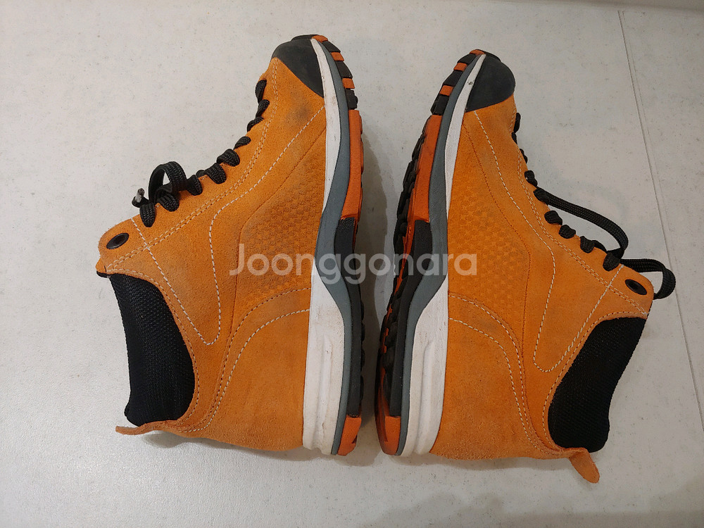 아이더 고어텍스 등산화 235--4